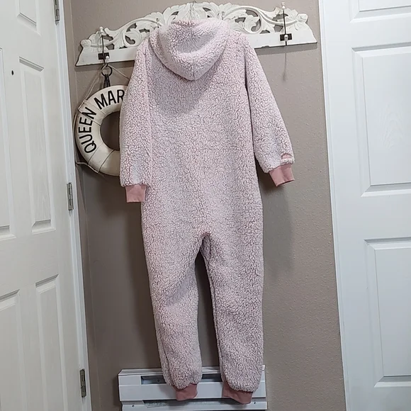 Victoria's Secret PINK Sherpa Hooded Onsie - Picture 7 of 10